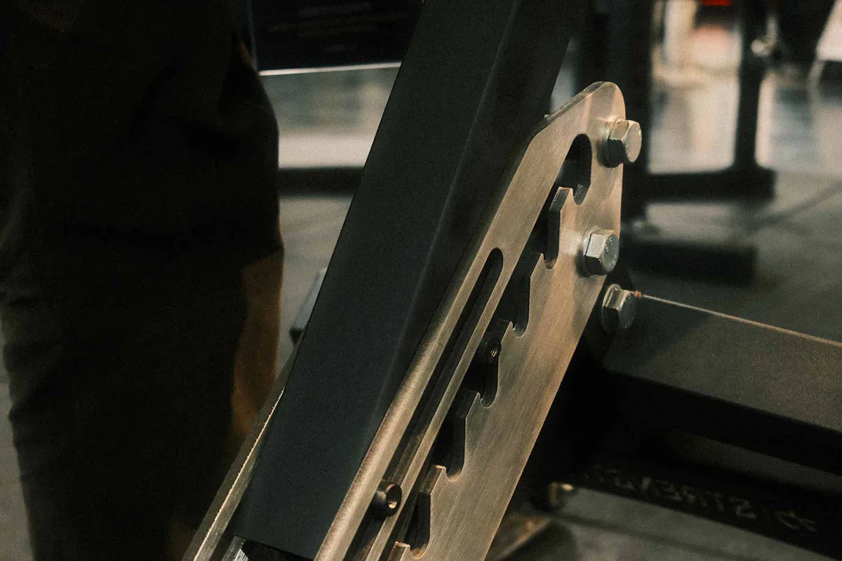 Pro Hyperextension “Bulldog” – Commercial Back Extension Machine (Expected availability July 2026) - Image 7