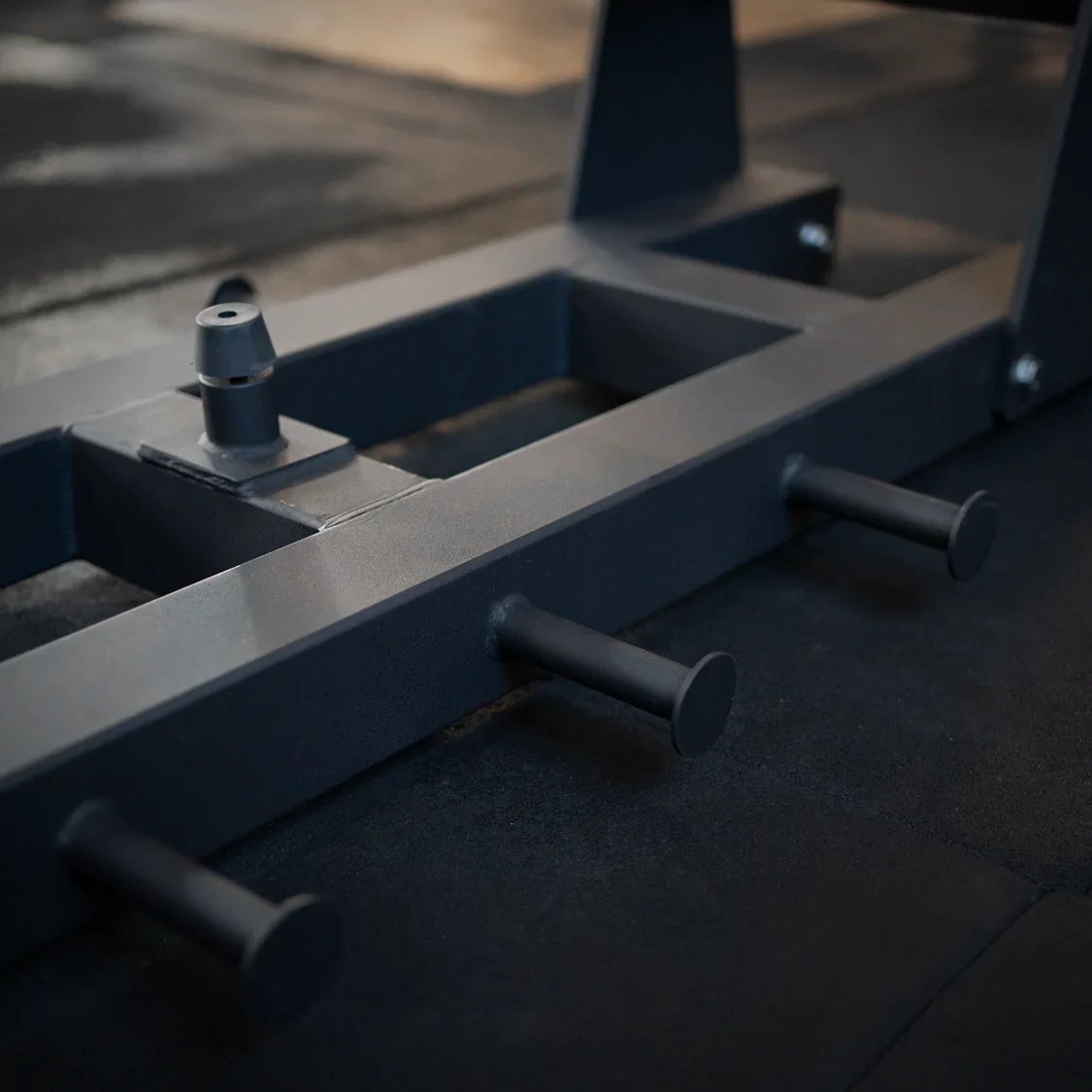 Riot Belt Squat Machine - Image 9