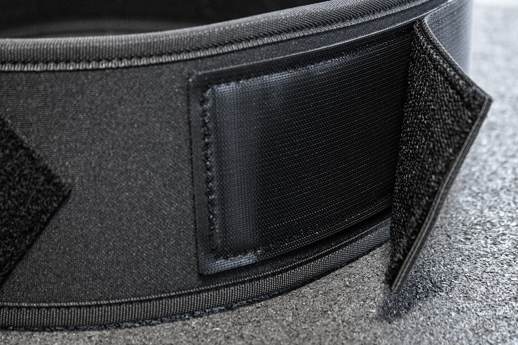 Velcro Weightlifting Belt – Core Stability & Lower Back Support - Image 6