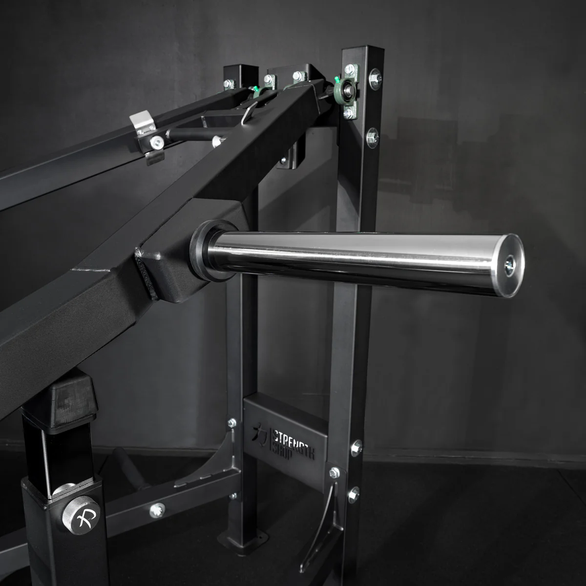 Viking Press - Strongman Shoulder Press Machine - Image 5